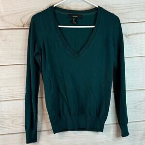 Forever 21 Blue V-Neck Pullover Sweater Size Small